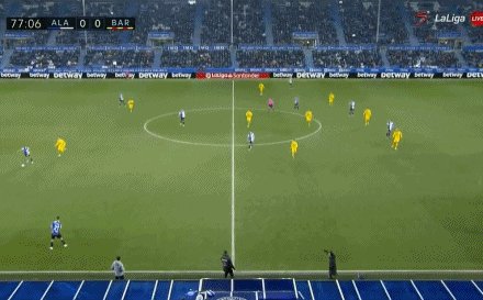 华体会官网下载-【西甲】弗伦基·德容献绝杀 巴萨客场1比0阿拉维斯