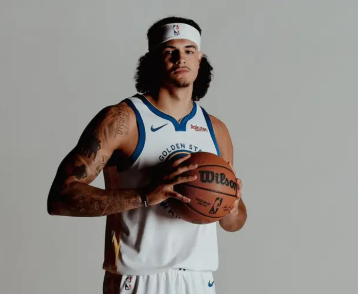 一场比赛把科尔打清醒了！爆赞斯潘塞和桑托斯价值，保持重用吧！|勇士|菲尼克斯太阳队|帕特·斯宾塞|帕特-斯潘塞|金州勇士队_新浪体育_新浪新闻